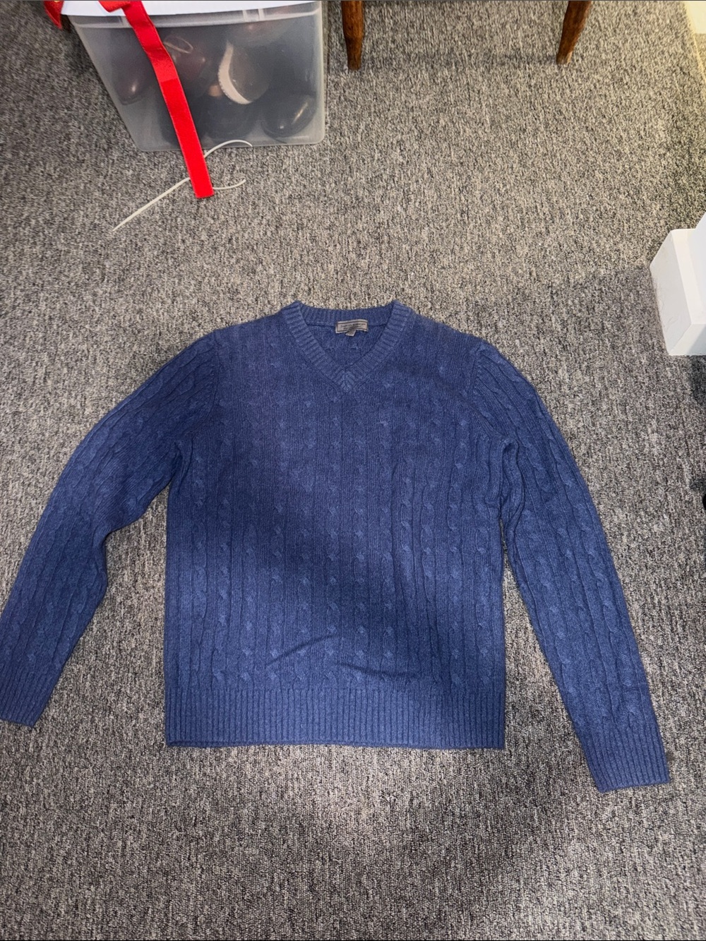 Men's Blue Cable V-Neck Sweater